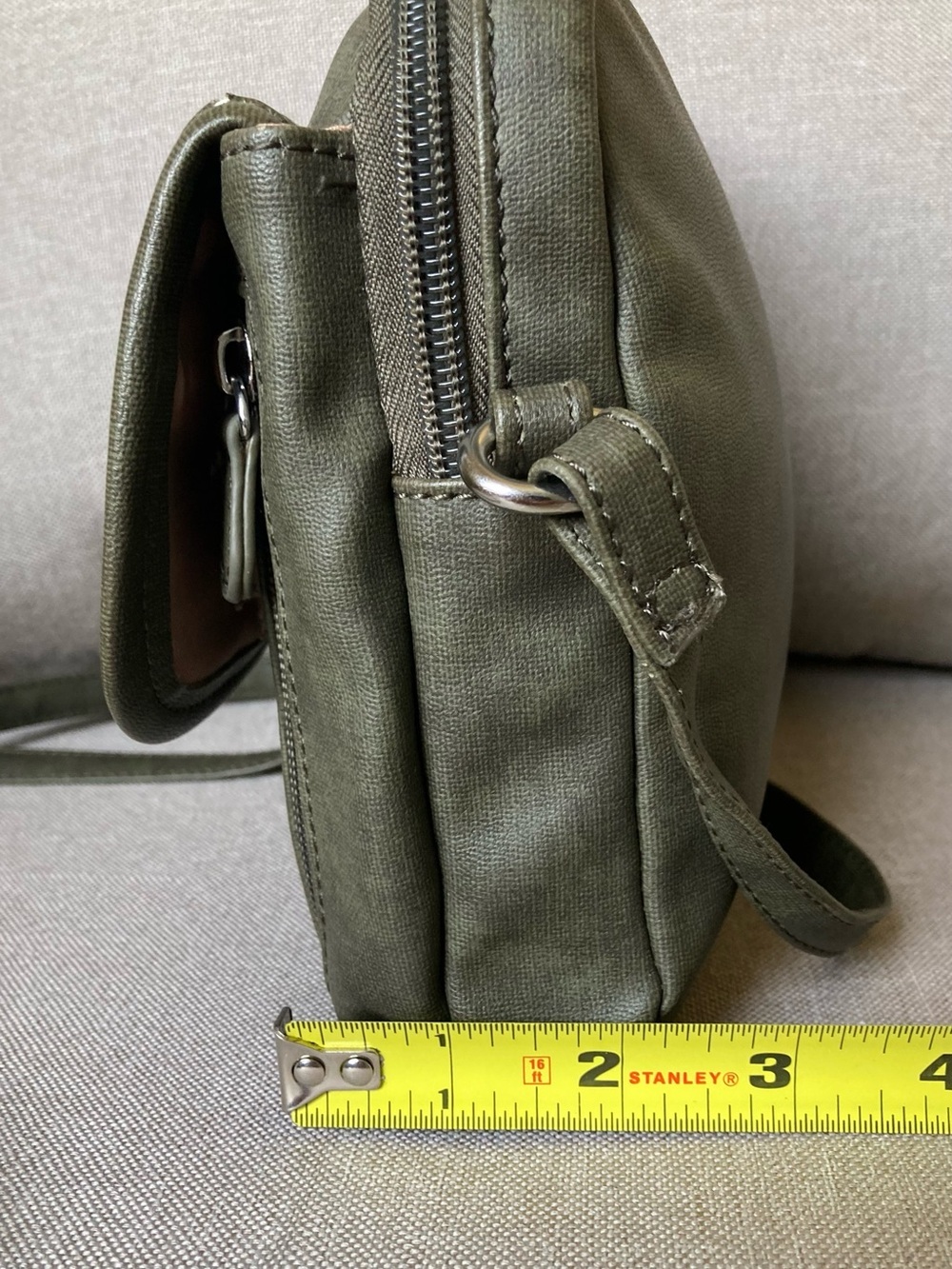 MultiSac Olive Green Crossbody Bag Mini Organizer Travel Purse EUC - Picture 8 of 8